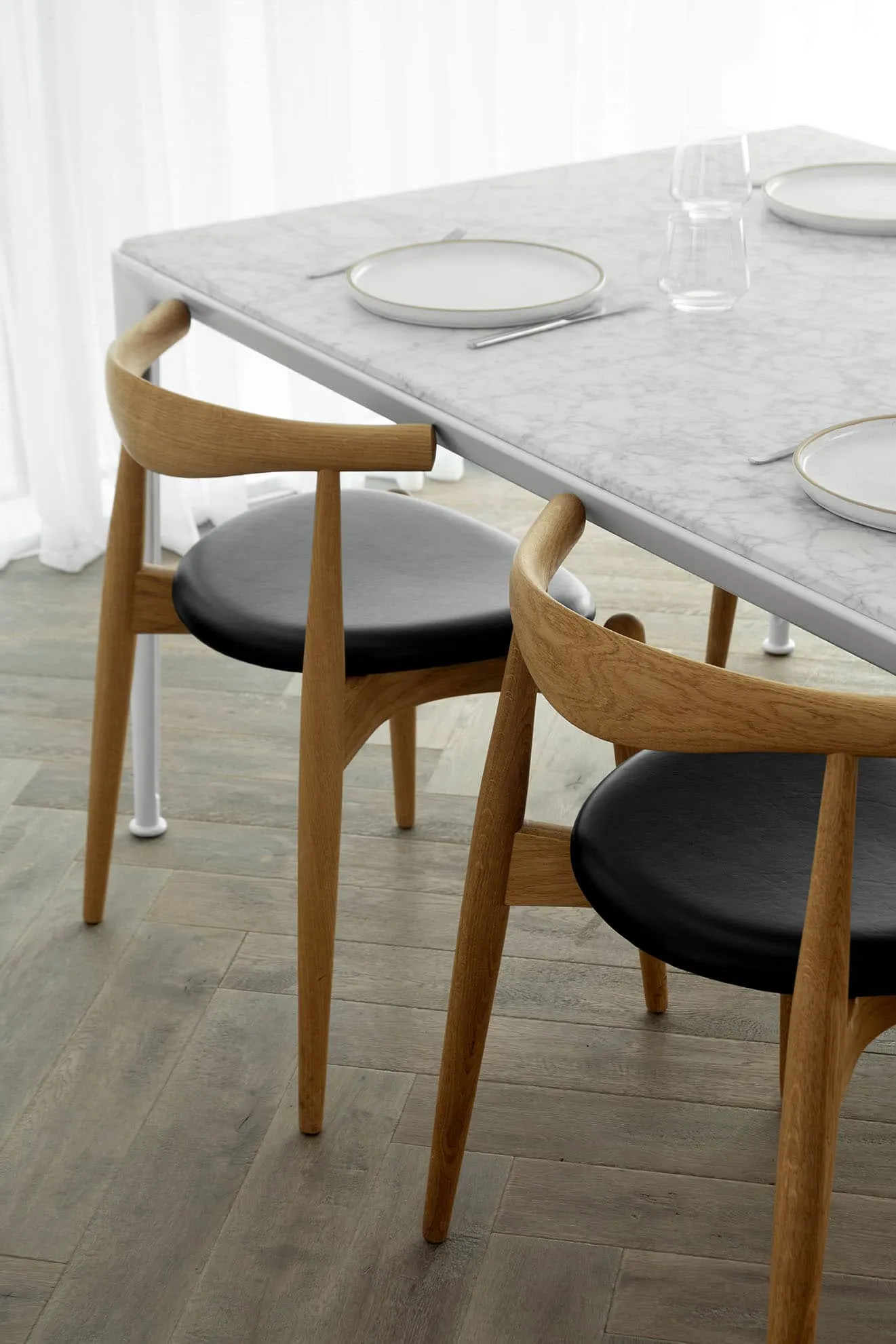 Rothchild 17 dinning chairs
